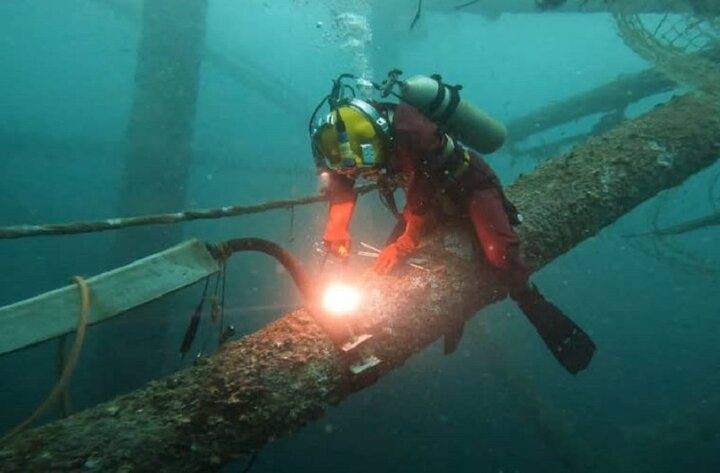 عملیات مقاوم سازی خطوط لوله میدان رشادت انجام شد