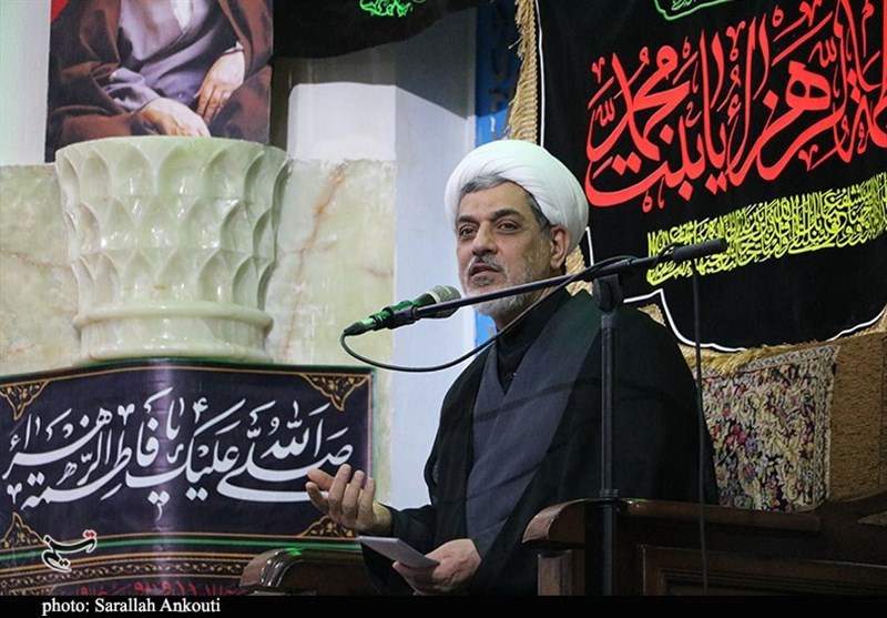 فاطمه (س) الگوی بزرگ اسلام برای همه انسانها است