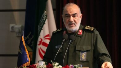 فیلم| بازدید سردار سلامی از نمایشگاه طلایهداران اقتصاد مقاومتی