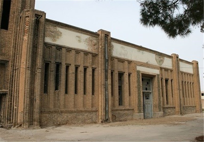 مرثیهای برای یک کارخانه تاریخی ایران که اسیر اختلافات شد/ کلاف سرگم "ریسباف اصفهان" کجاست؟