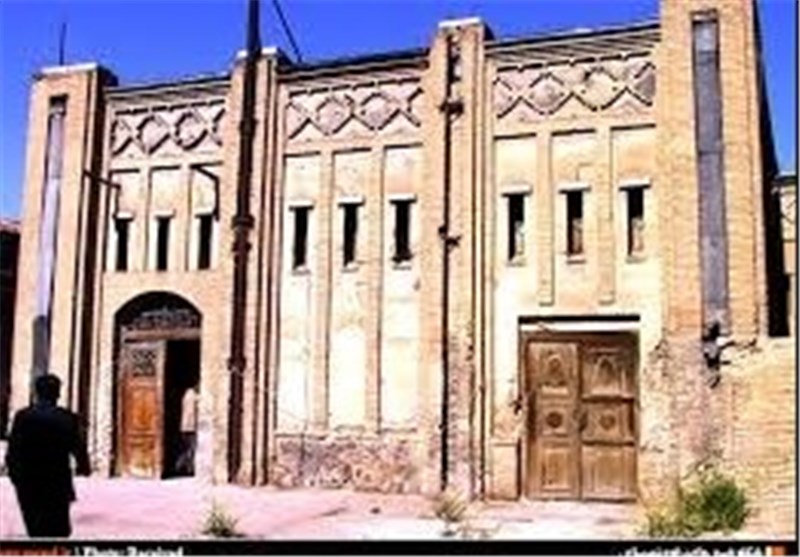 مرثیهای برای یک کارخانه تاریخی ایران که اسیر اختلافات شد/ کلاف سرگم "ریسباف اصفهان" کجاست؟
