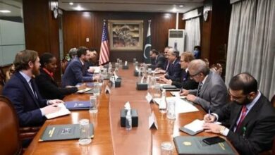 نماینده آمریکا برای افغانستان: از پاکستان در مبارزه علیه تروریسم حمایت میکنیم