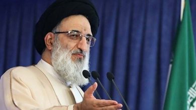 وحدت ملی توطئههای دشمن را خنثی میکند