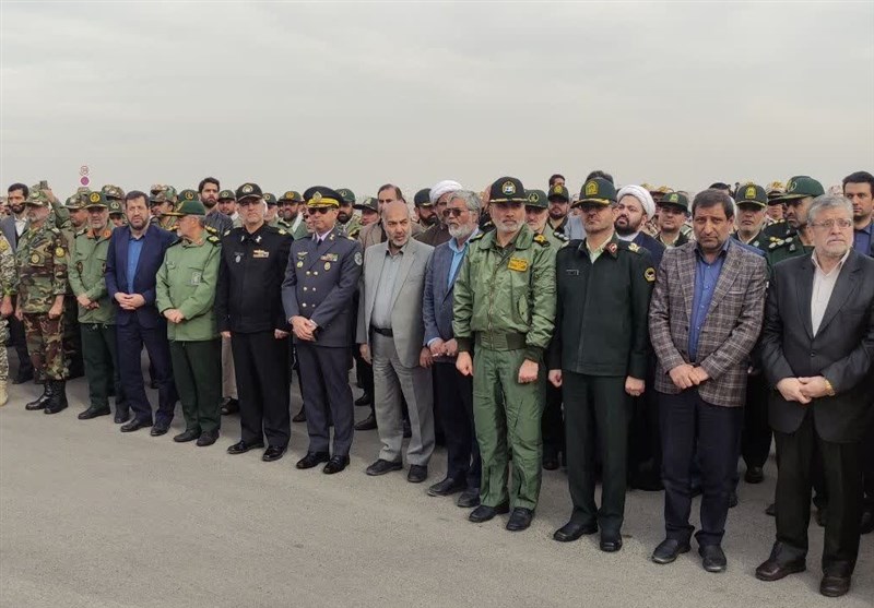 ورود پیکر مطهر ۱۲ شهید گمنام به مشهدمقدس/ شهدا به زیارت امام رضا (ع) میروند + فیلم