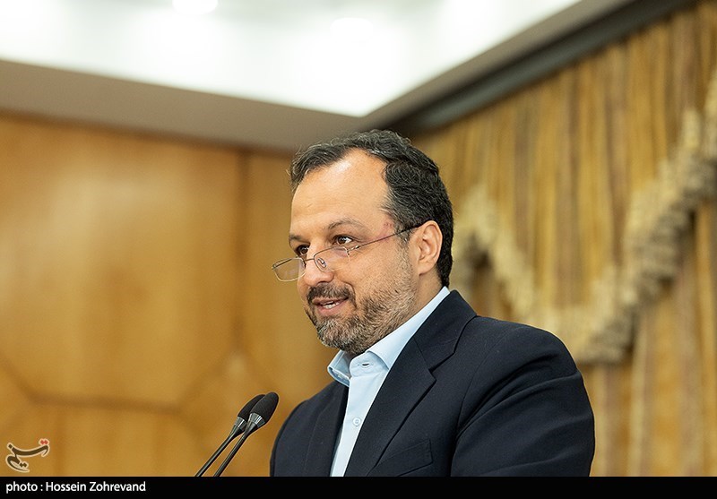 وزیر اقتصاد: پرونده فساد چای جدید نیست/ فقط یک کمپین رسانهای وسیع دارد