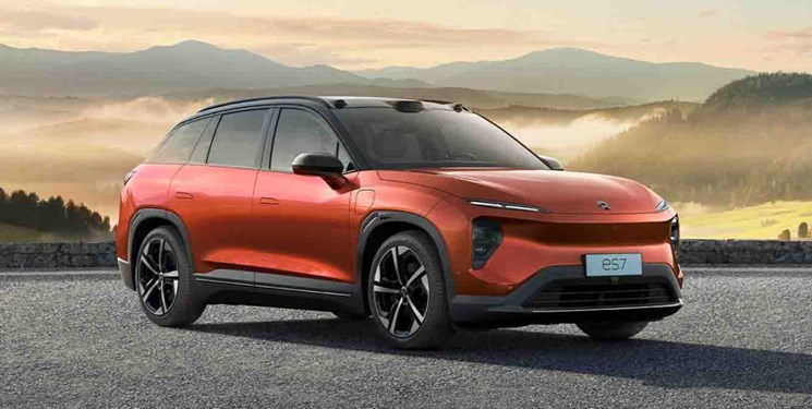 وزیر صمت: قیمت خودروهای برقی کاهش مییابد