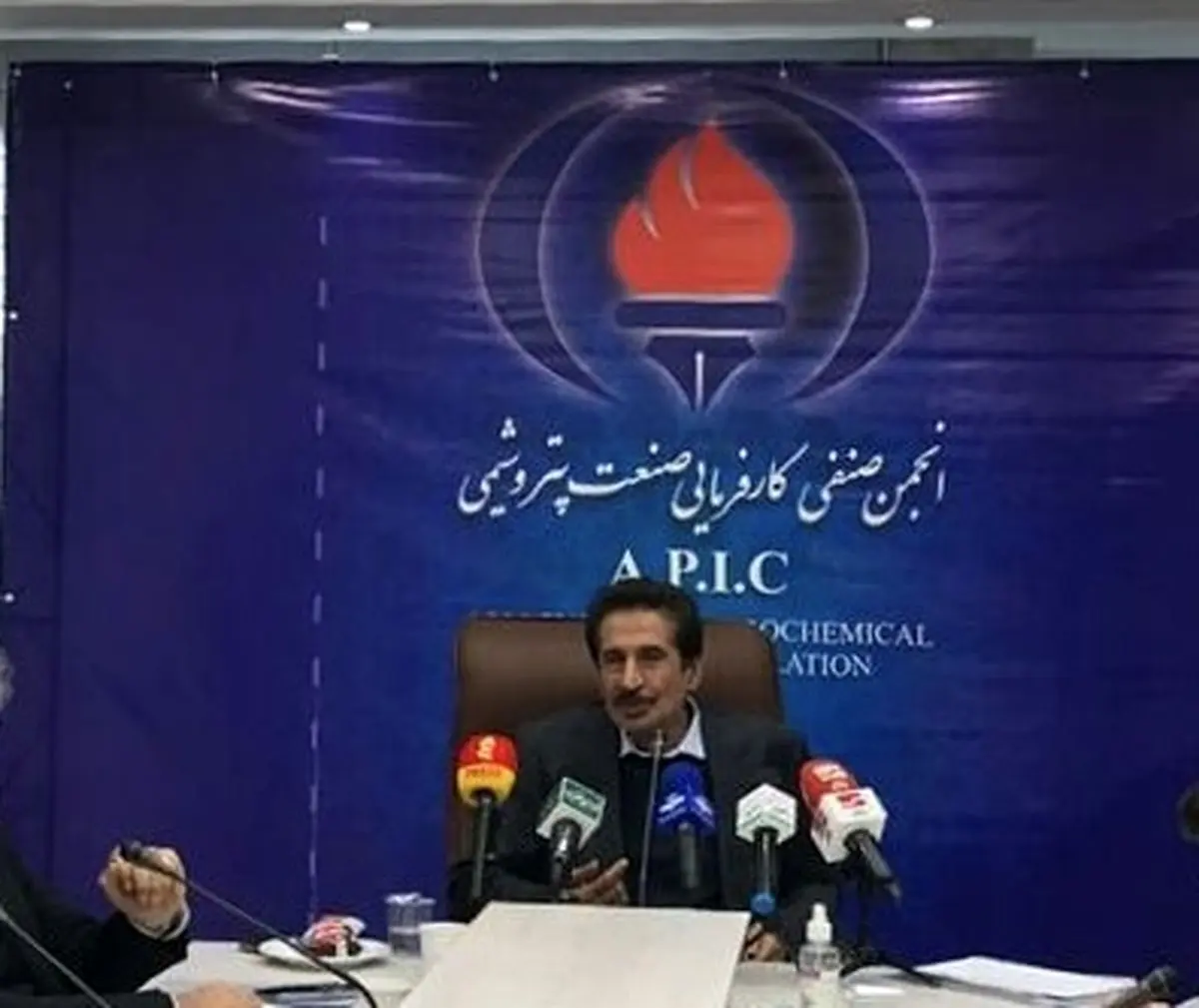 پیشنهاد پتروشیمی ها برای سرمایه گذاری در توسعه میادین گازی بی پاسخ ماند