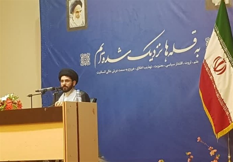 پیوست جهاد تبیین با کتب درسی شبهات دانشآموزان را پاسخ میدهد