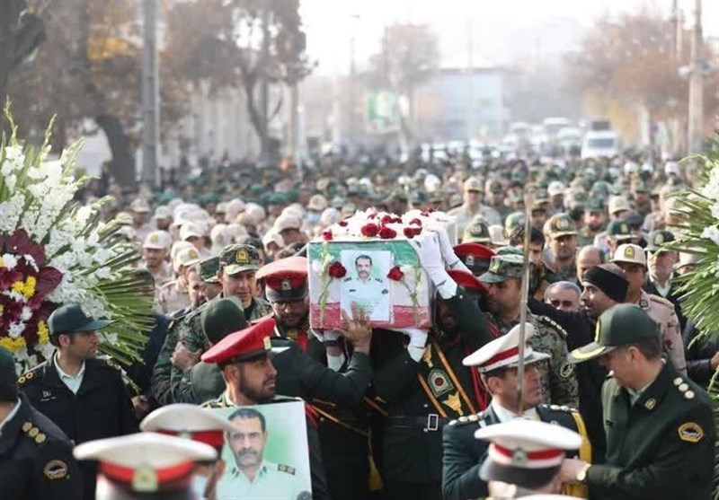 پیکر شهید شهریار بابایی در کرمانشاه تشییع شد+ تصاویر