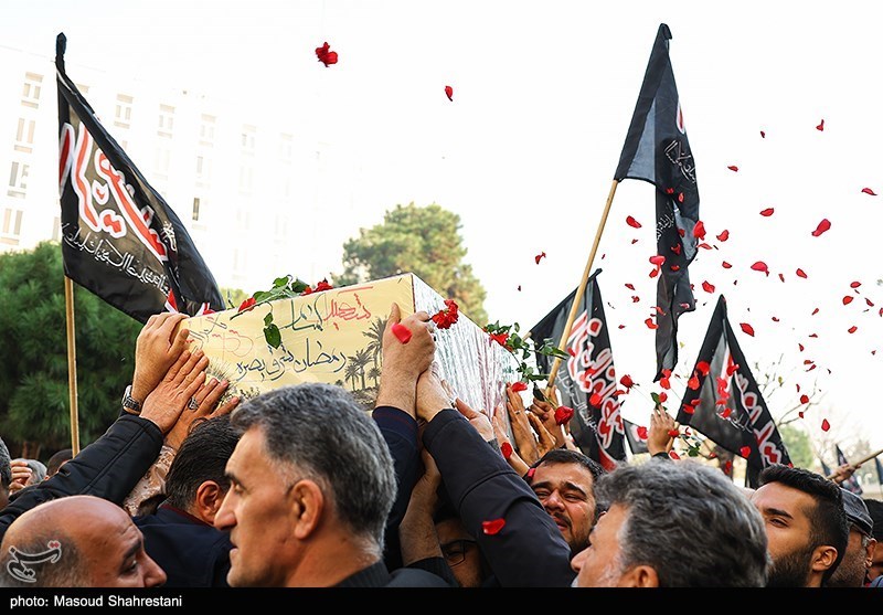 پیکر یک شهید گمنام در صداوسیمای اصفهان آرام گرفت
