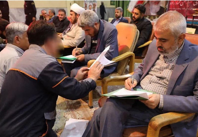 پیگیری مشکلات زندانیان در دیدر با دادستان قم