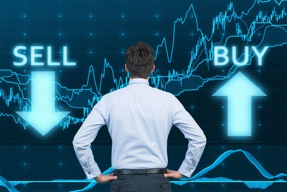 چند نفر از ایرانیان در بورس معامله میکنند؟