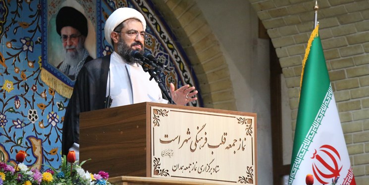 کنار زدن جریان نفاق شاخصه حاکمیت الهی و دینی است