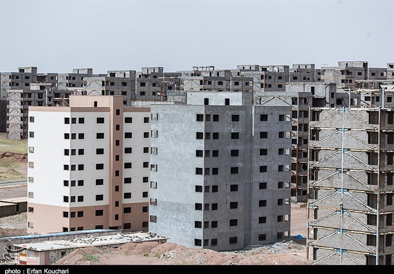 ۱۳۰۰ مسکن مهر پرند مشکل حقوقی دارد