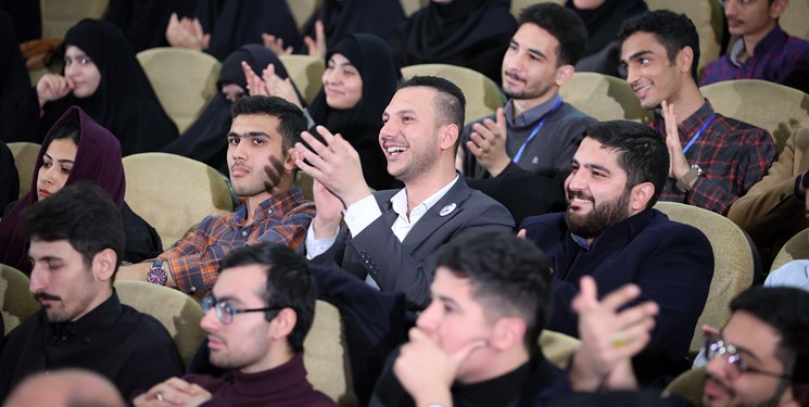 ۱۶ آذر ۱۴۰۲| از حضور پر تعداد مسؤولان در دانشگاهها تا بیان صریح مطالبات دانشجویی