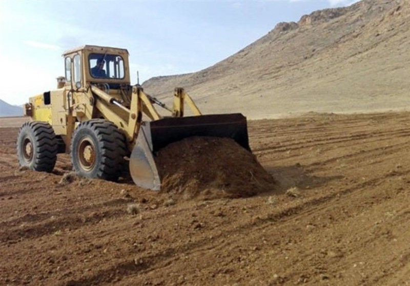 ۳ میلیون و ۷۰۰ هزار مترمربع اراضی ملی در کاشان خلع ید شد