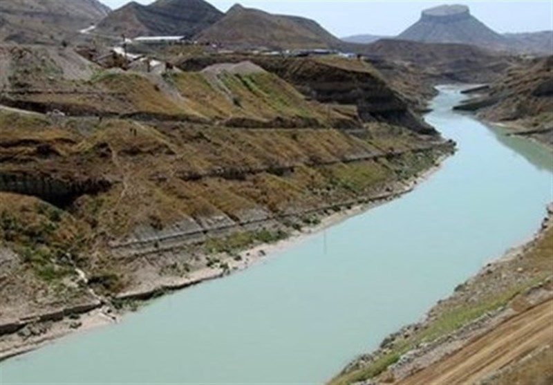 190 هکتار درختکاری در 2 طرف کشفرود تا پایان سال انجام میشود