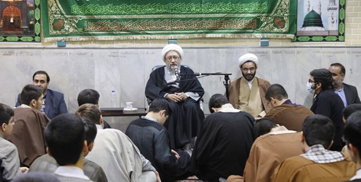 آملیلاریجانی: رویج اسلام حقیقی بالاترین جهاد در راه خداست