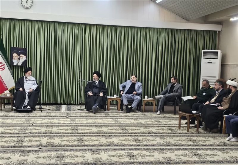 آیتالله علمالهدی: سودجویان در مناطق حاشیه شهر مشهد به جان مردم افتادهاند