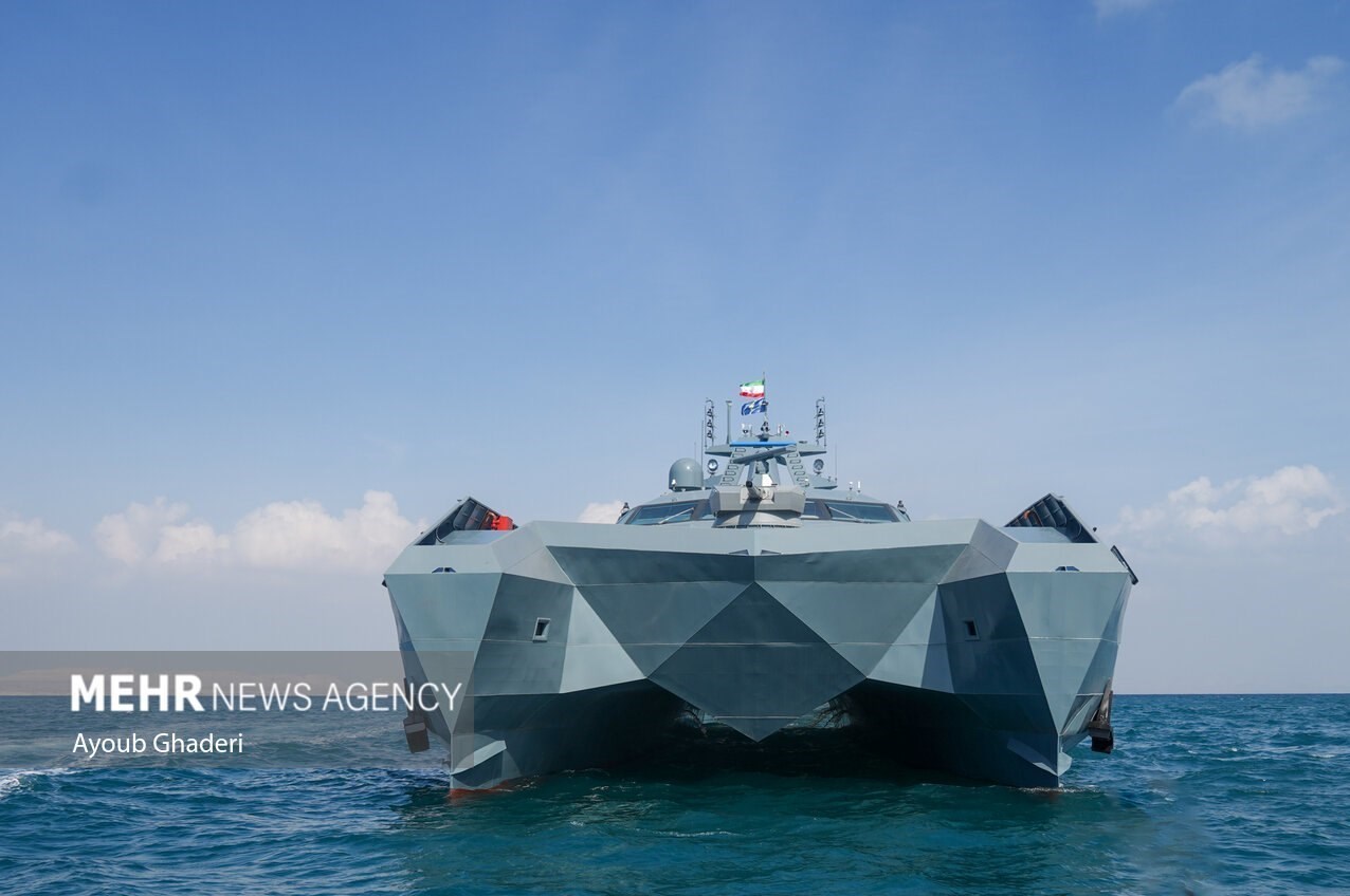 سپاه پاسداران | سپاه , نیروی دریایی | نداجا | نیروی دریایی ارتش , نیروی دریایی | ندسا | نیروی دریایی سپاه , خلیج فارس , تنگه هرمز ,