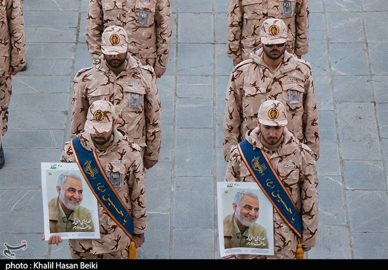 اجتماع بزرگ سرباز ولایت با حضور سربازان پادگان آیتالله خاتمی(ره) یزد برگزار شد