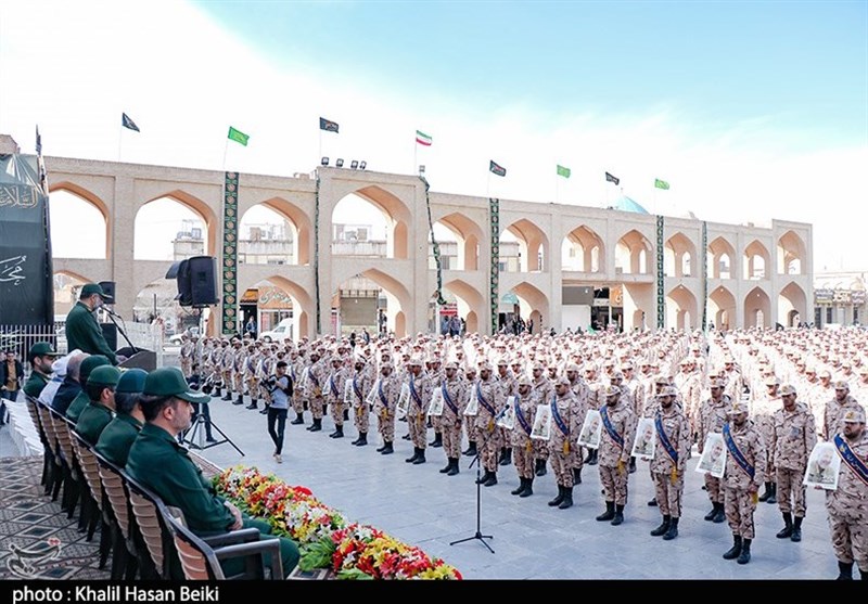 اجتماع بزرگ سرباز ولایت با حضور سربازان پادگان آیتالله خاتمی(ره) یزد برگزار شد