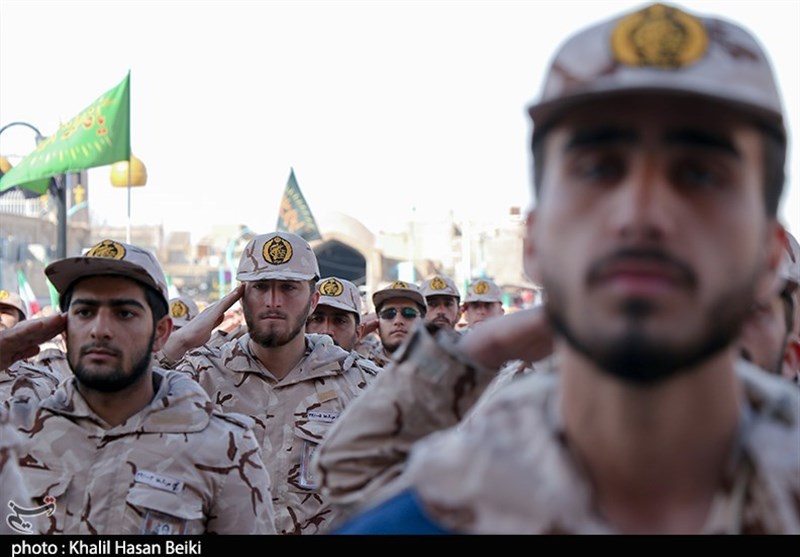 اجتماع بزرگ سرباز ولایت با حضور سربازان پادگان آیتالله خاتمی(ره) یزد برگزار شد