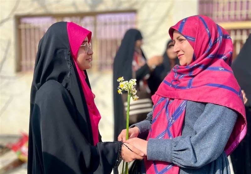 اجرای بیش از 800 برنامه با عنوان «شکوه مادری، مهر پدری» در اسلامشهر