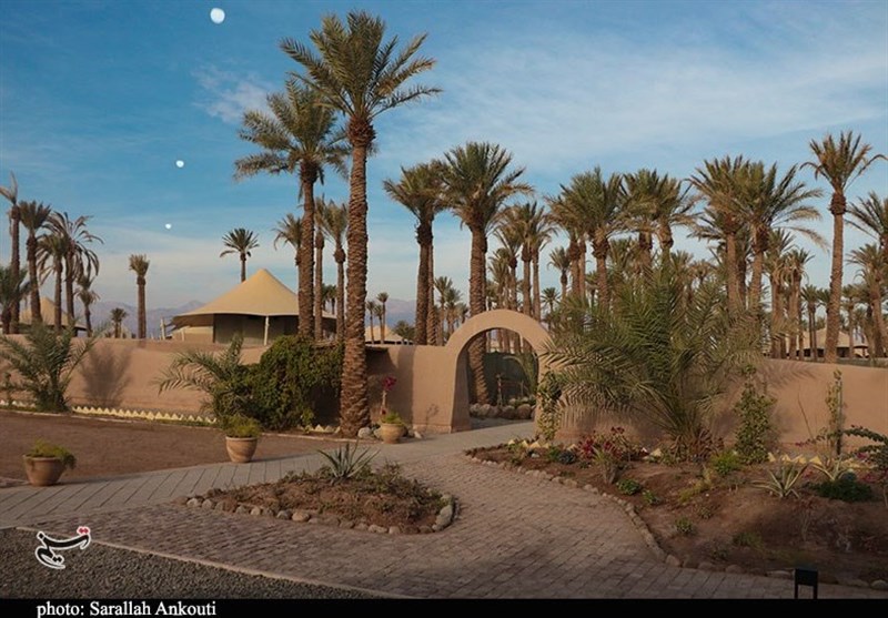 افتتاح اکوکمپ گردشگری ستاره لوت در روستای ملک آباد شهداد + تصاویر