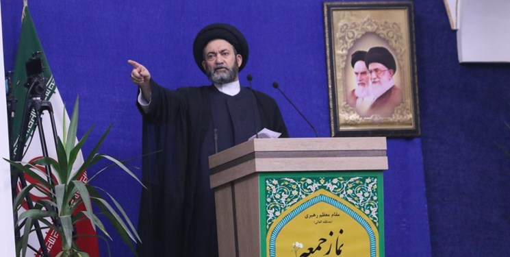 امام جمعه اردبیل:آمریکا دروغ میگوید که تجارت جهانی به خطر افتاده؛ فقط تجارت صهیونیستها مختل شده است