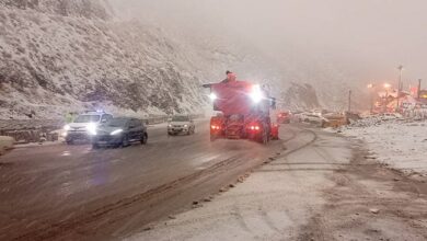 انجام 300 کیلومتر عملیات برفروبی در محورهای مواصلاتی چهارمحال و بختیاری