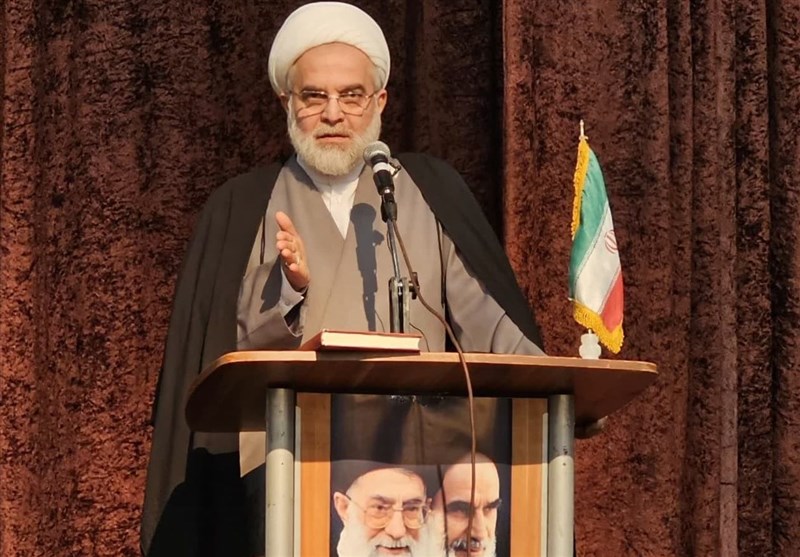 بسیجی در همه شرایط باید دلسوز نظام باشد