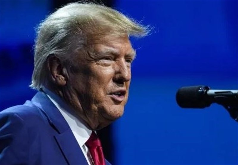 ترامپ: اقتصاد آمریکا طی یک سال آینده سقوط میکند