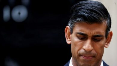 تشدید تحرکات همحزبیهای نخستوزیر انگلیس برای حذف او