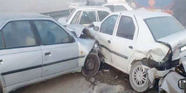 تصادفات زنجیرهای در کرمانشاه با اولین بارش برف زمستانی