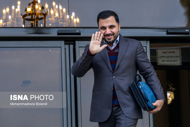 توضیحات وزیر ارتباطات درباره پرتاب ماهوارههای ایرانی