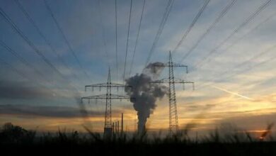 تولید سوخت فسیلی در فرانسه ۴۰ درصد کاهش مییابد