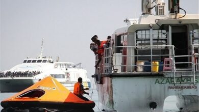 حادثه برای یک شناور خارجی در آبهای سیری/ 22 خدمه نجات یافتند