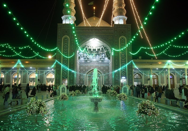 حال و هوای حرم حضرت فاطمه معصومه(س) در شب ولادت امام جواد(ع) + عکس
