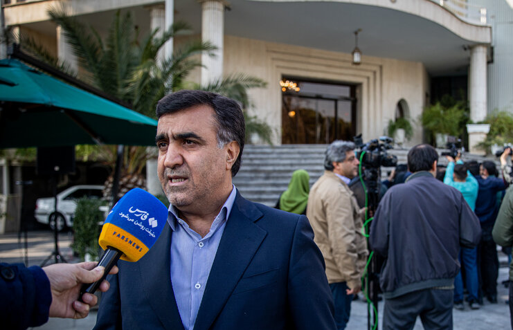 حیاط دولت | از مشخصشدن هویت انتحاریهای حادثه تروریستی کرمان تا تکذیب مالچ پاشی در دریاچه ارومیه