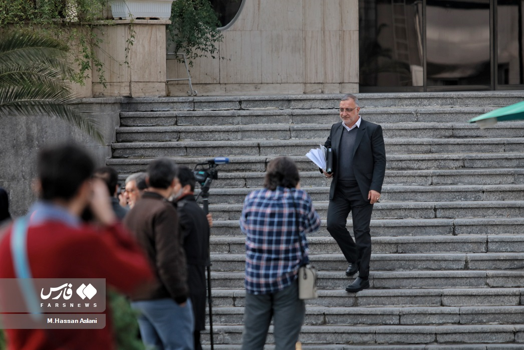 حیاط دولت| از واکنش وزیر دفاع به موشکباران تروریستها تا تنظیم سند 20 ساله انرژی اتمی