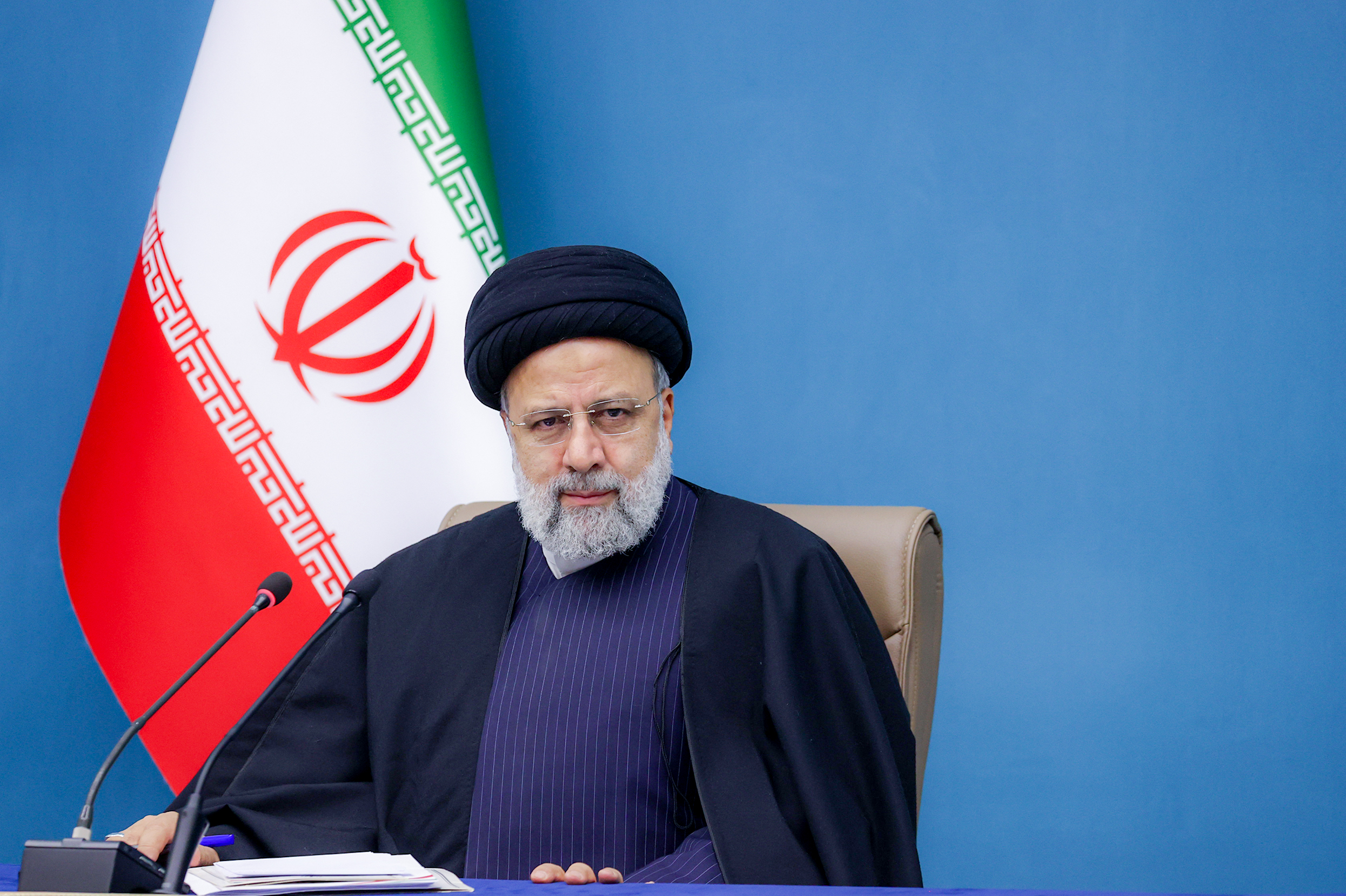 داغشدن تنور انتخابات در شب حضور منتقدان دولت