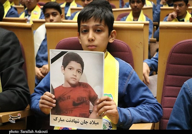 شهید سپهبد قاسم سلیمانی , حمله تروریستی کرمان , سردار قاسم سلیمانی , استان کرمان , دانش آموزان , شهدای ترور , شهید ,