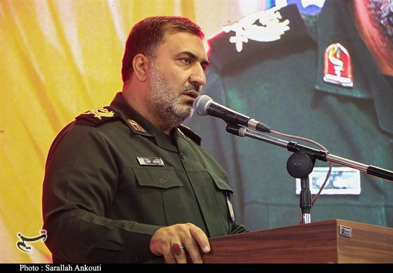 دشمن به دنبال وارونه جلوه دادن دستاوردهای نظام است