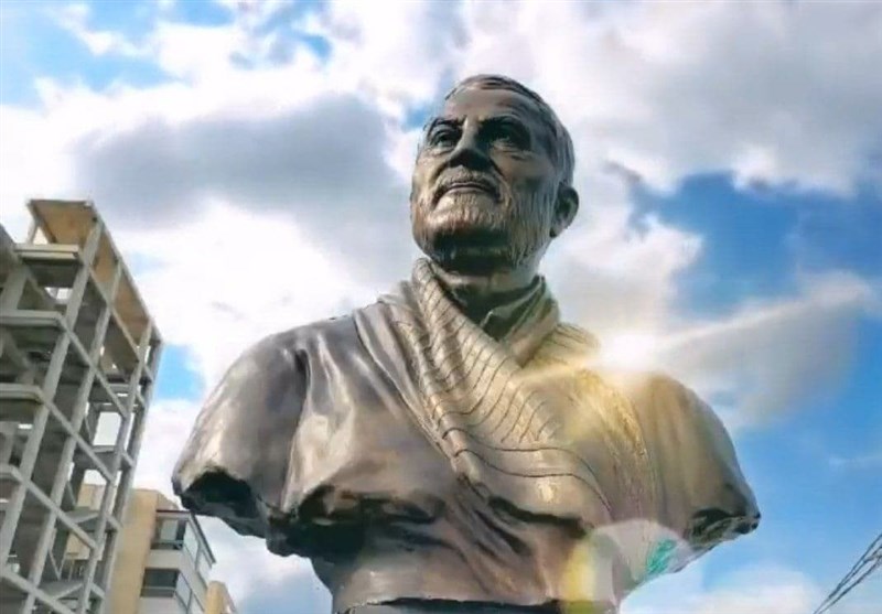 رونمایی تندیس از شهید سلیمانی در شهر قزوین