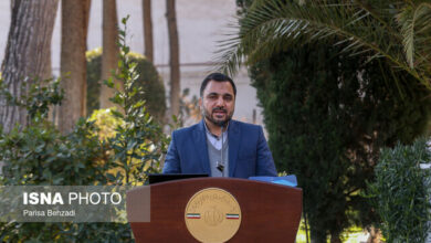 زارعپور: تا سال ۱۴۱۰ باید به قراردادن محمولههای ۱۰۰۰ کیلویی در مدار برسیم