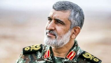 سردار حاجیزاده: مقر داعش را از فاصله 1300 کیلومتری مورد اصابت قرار دادیم