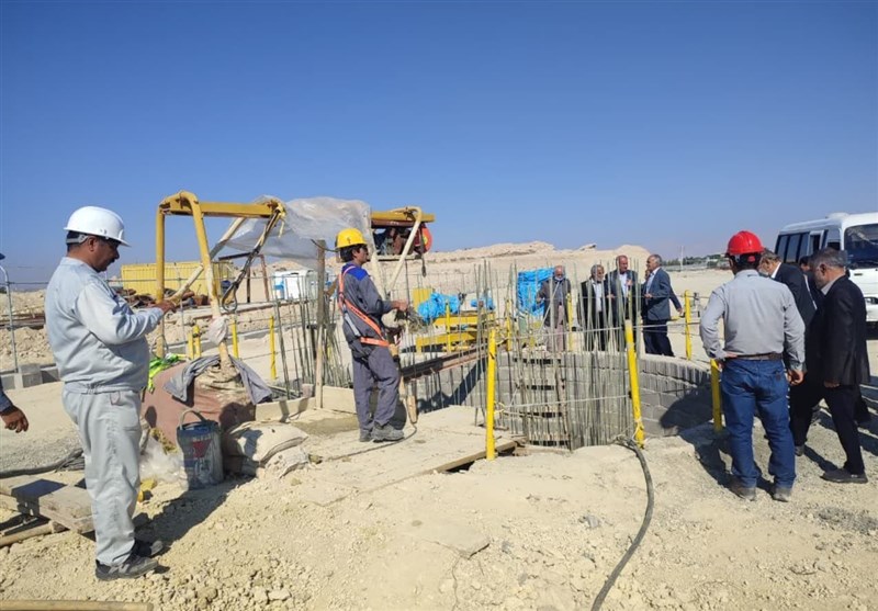 سرمایهگذاری 180 میلیاردی برای شیرینسازی آب دریا در شهرستان دیر