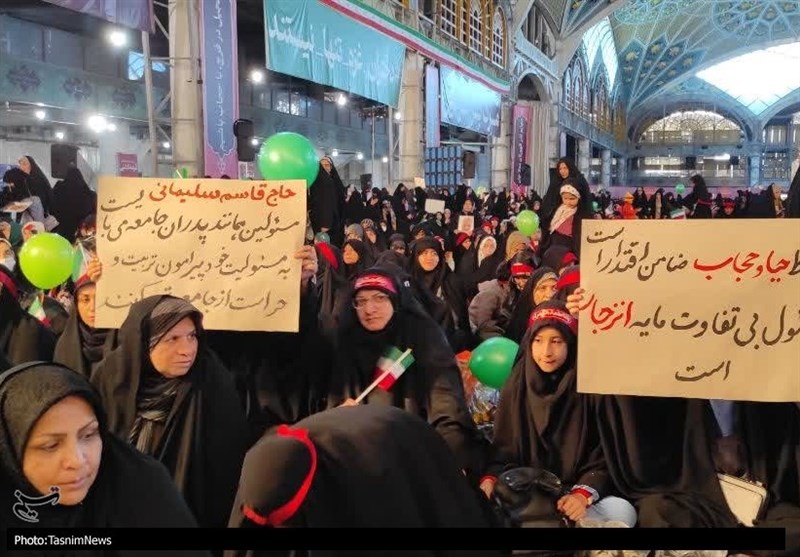 سپاه دختران حاج قاسم و بیعت با جانفدا + فیلم