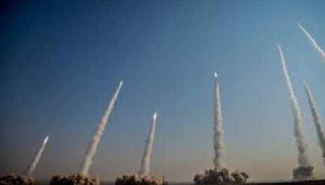 سیلیهای سخت ادامه دارد